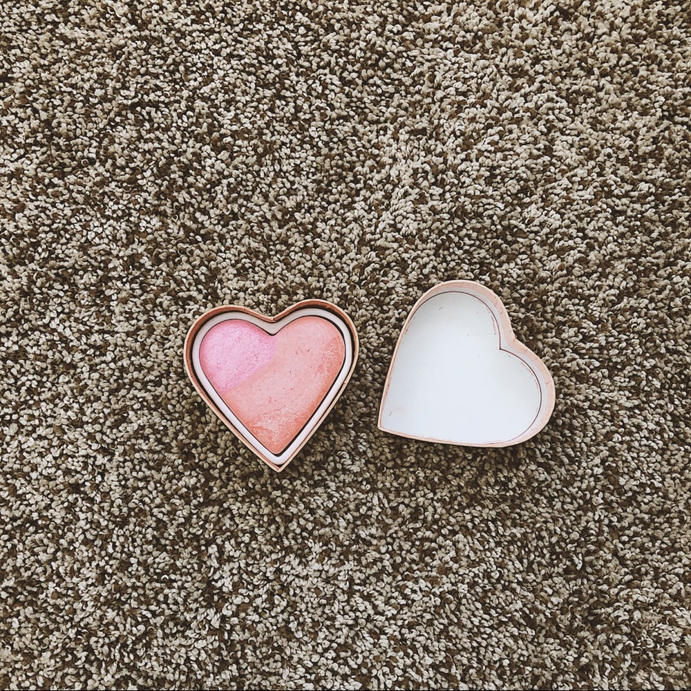 Too Faced Blush